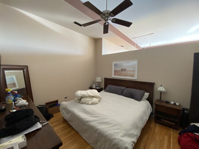 Foto del edificio - 3631 N Halsted St