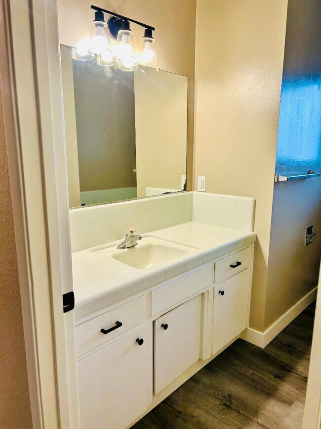 Foto del edificio - 285 Rutgers Ave