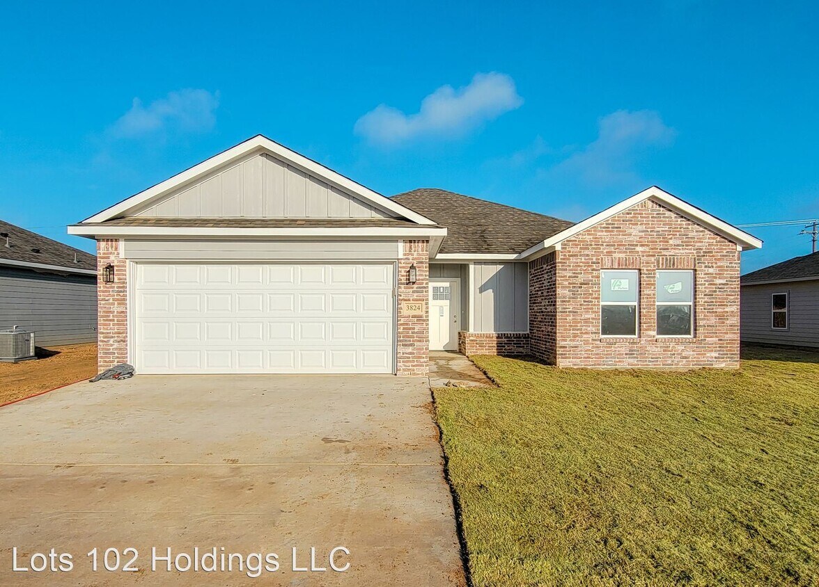 3 br, 2 bath House 3824 Skylane Ave House Rental in Corsicana, TX