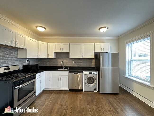 Foto del edificio - 2133 N Dayton St