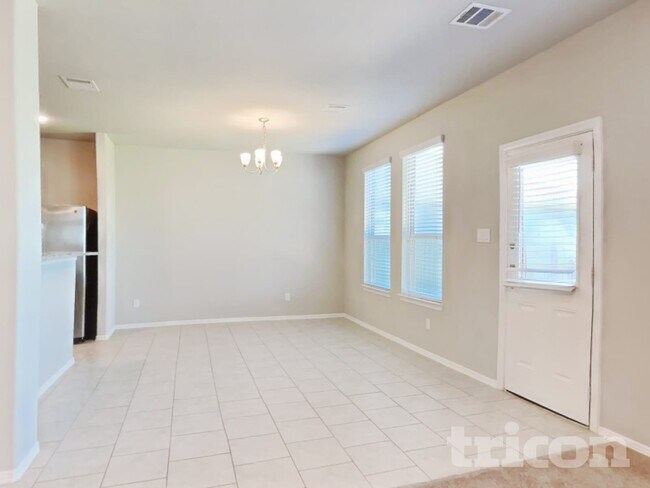 Foto del edificio - 40807 Mostyn Hill Dr