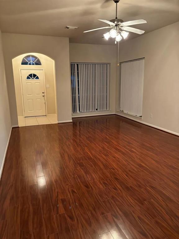 Foto del edificio - 123 Cove Cir