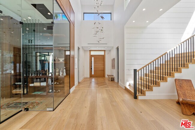 Foto del edificio - 4111 Valley Meadow Rd