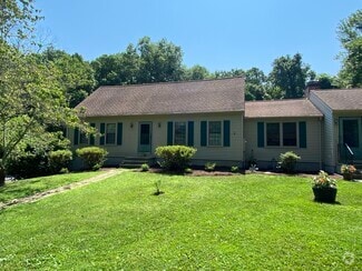 Building Photo - 58 Trailwood Dr