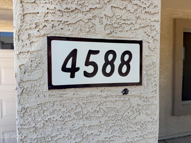 Foto del edificio - 4588 E Indian Wells Dr