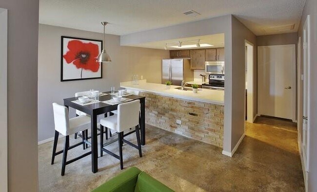 Foto del edificio - 3416 Willowrun Dr