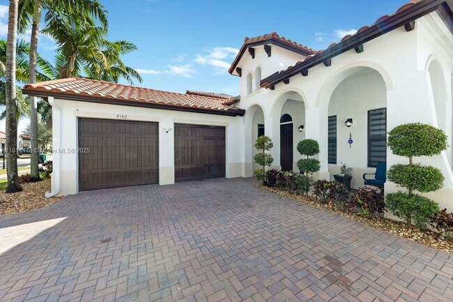 Building Photo - 8382 NW 26th Ct