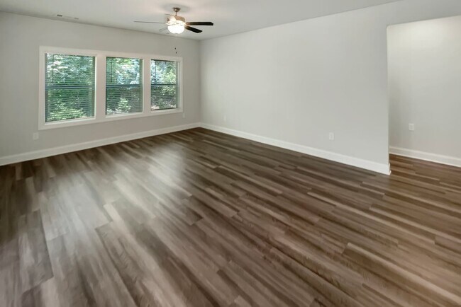Foto del edificio - 106 Hickory Run