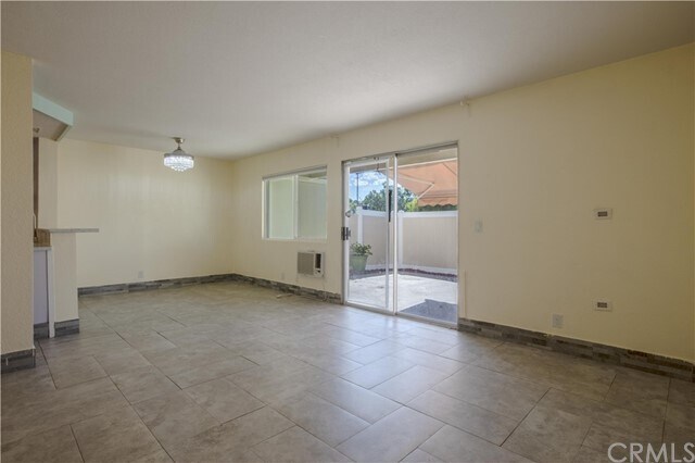 Building Photo - 26152 Los Viveros