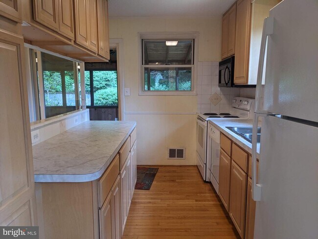 Foto del edificio - 3809 Tedrich Blvd