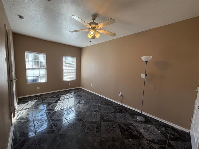 Building Photo - 2829 Falls Dr