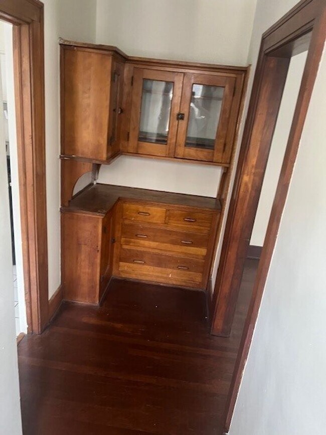 Foto del edificio - Beautifully Restored 3 BR, 1.5 BR Pre-War ...