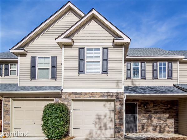 Foto principal - 103 Cypress Ct