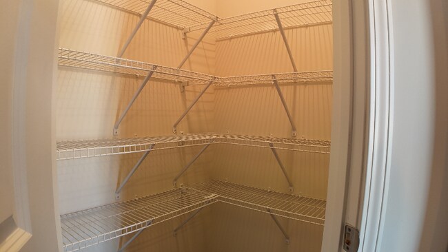 Foto del edificio - 794 Embark Cir