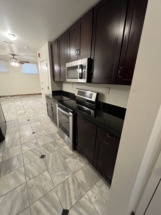 Foto del edificio - 1BD/1BA Cozy Baltimore Condo