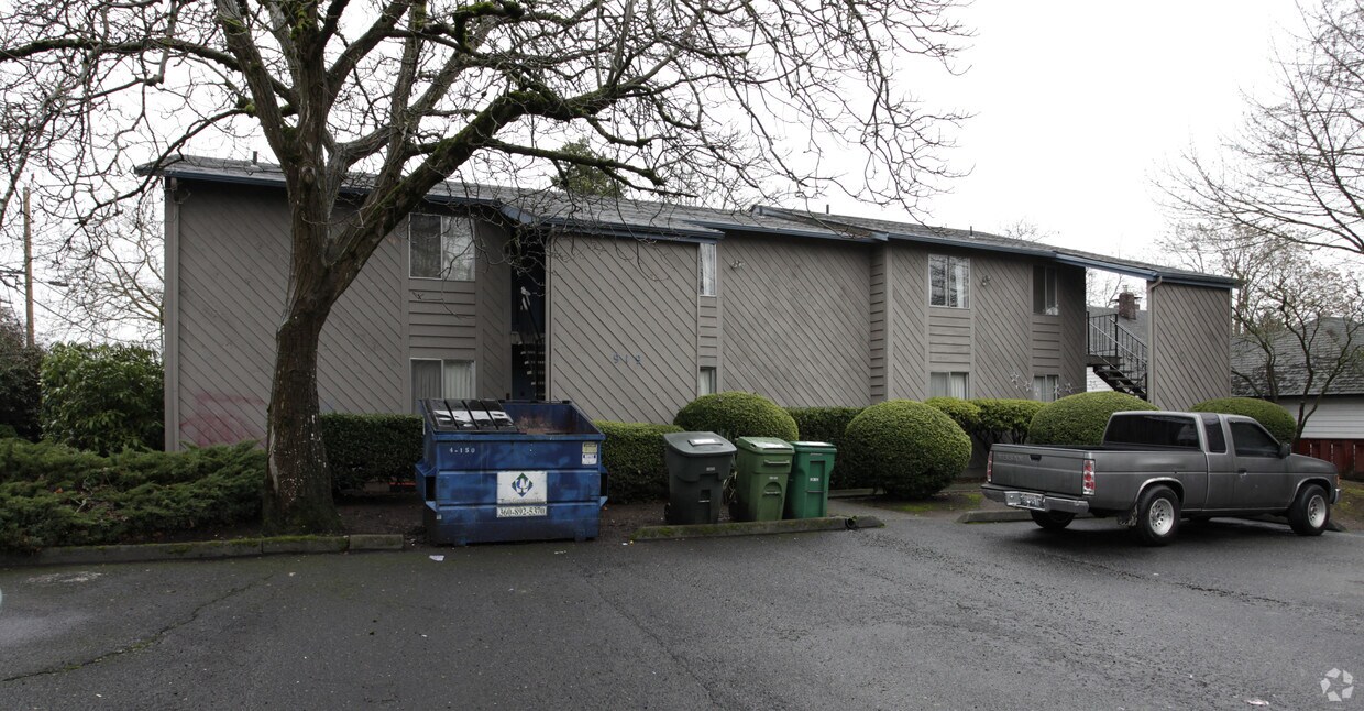 Building Photo - 919 U St