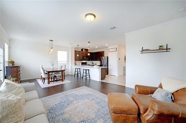 Building Photo - 7910 Arezzo Dr