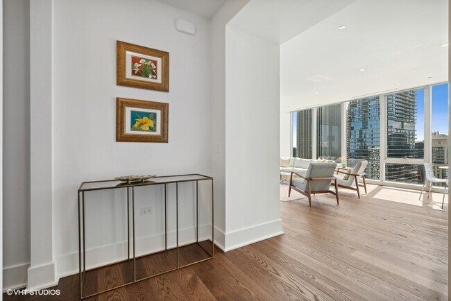 Building Photo - 363 E Wacker Dr