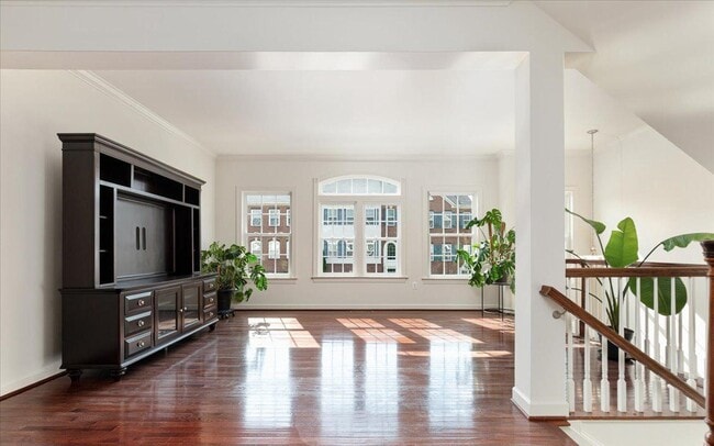 Building Photo - 25217 Beach Pl