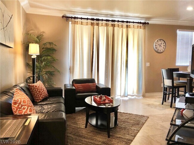 Foto del edificio - 270 E Flamingo Rd