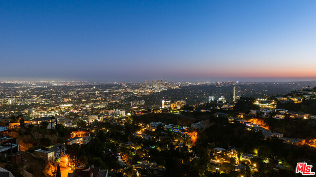 Foto del edificio - 1600 Viewmont Dr
