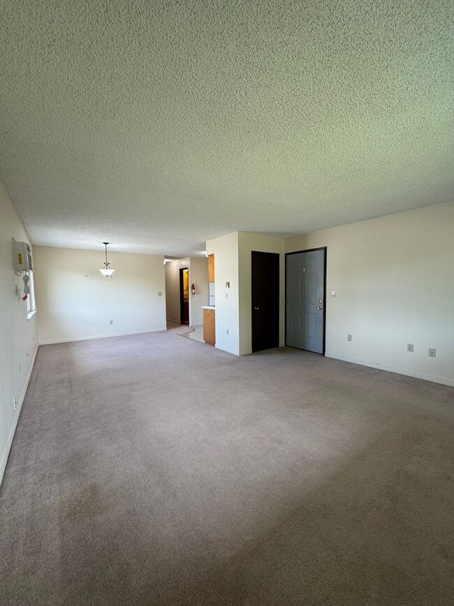 Building Photo - 500 W 12th Ave