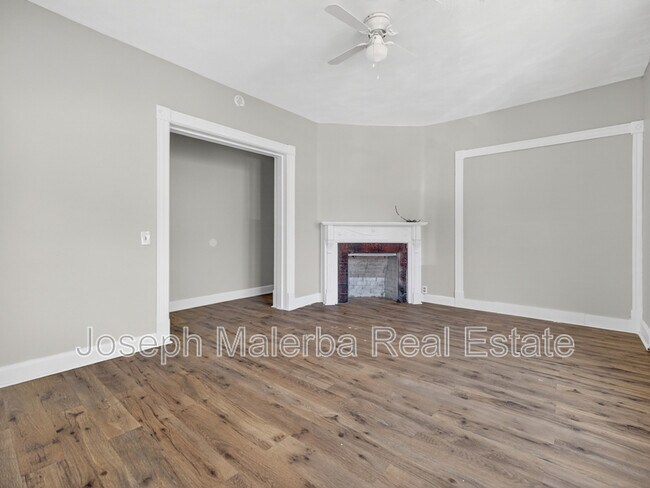 Foto del edificio - 195 Laurel Hill Ave