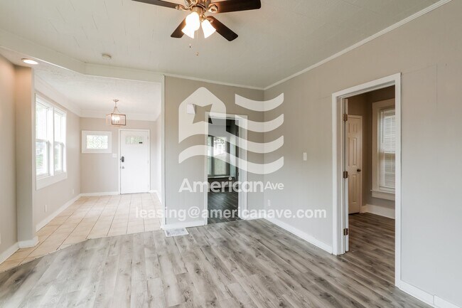 Foto del edificio - 2102 Shelby St