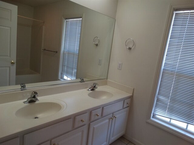 Building Photo - 5630 Regent Village Drive