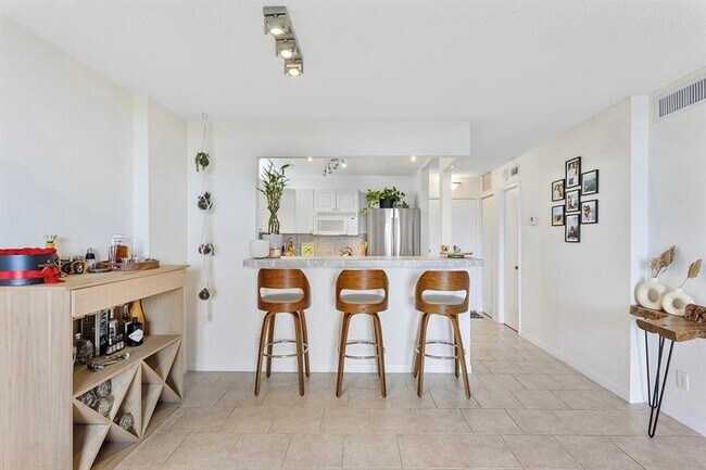 Foto del edificio - 1800 N Andrews Ave