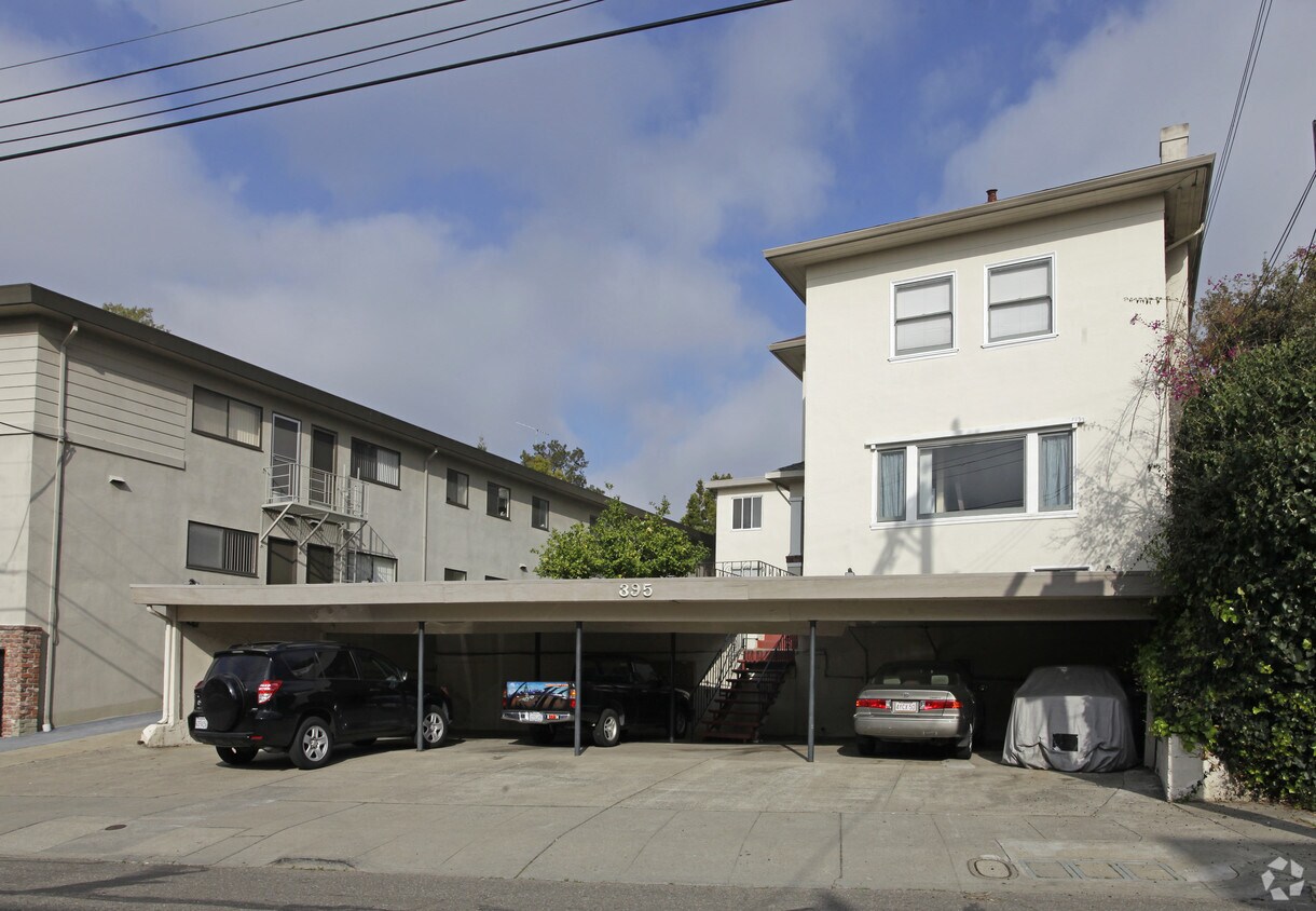 Foto del edificio - 395 Palm Ave