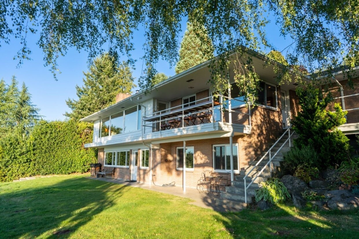 Primary Photo - 3bd/1.5ba Burien House