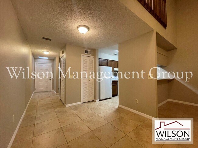 Foto del edificio - 2 br, 2 bath House - 2705 Hunt Club Lane