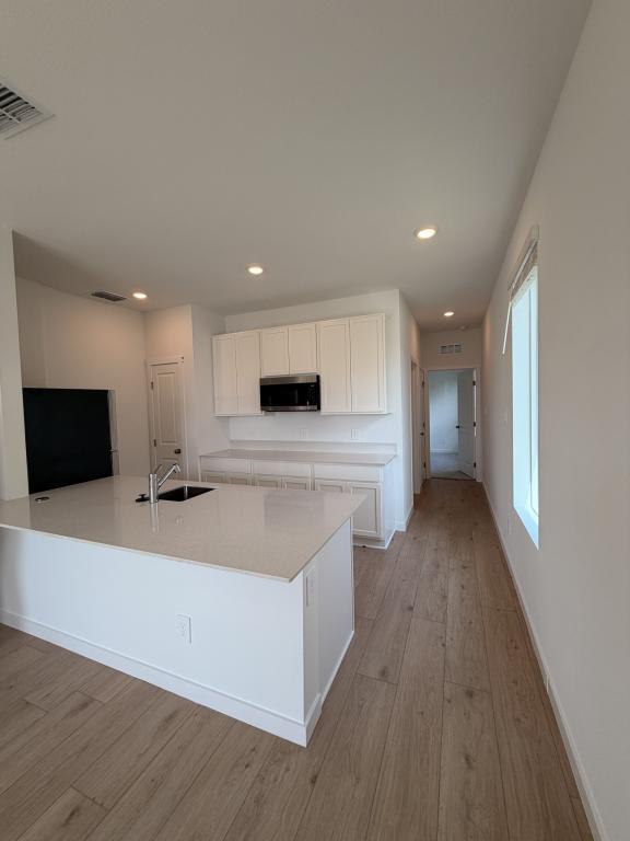 Building Photo - 5063 Loggia Ln