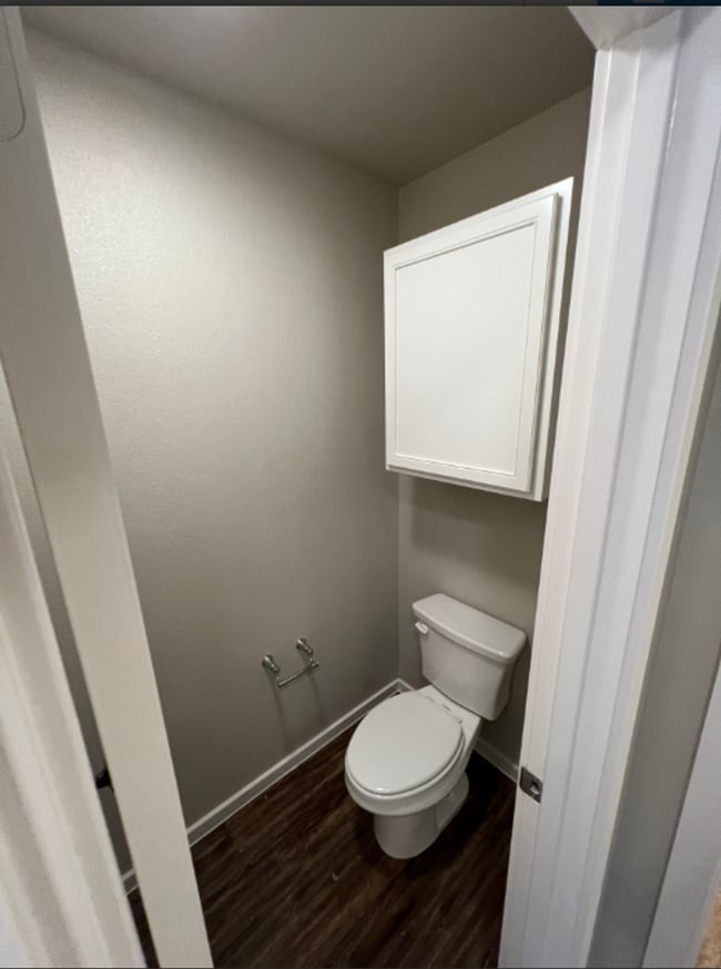 Foto del edificio - AVAILABLE NOW! 3/2/1 off west 19th!