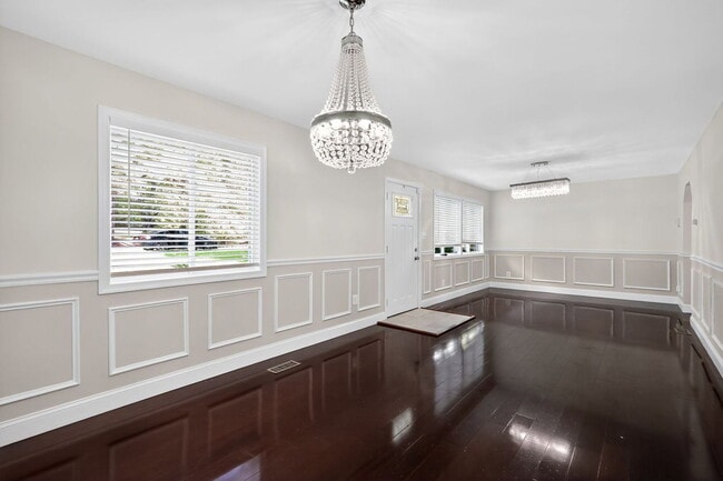 Photo - 14012 Duckett Road House