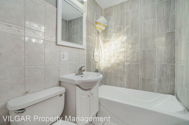 Building Photo - 3 br, 1.5 bath House - 4218 Euclid