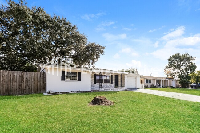 Foto del edificio - 11640 Rock Ln