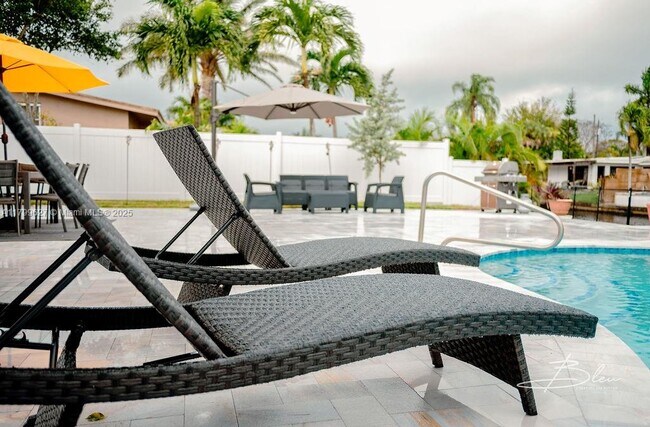 Foto del edificio - 2506 Bimini Ln