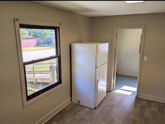 kitchen - 930 N 12th St
