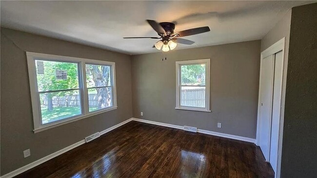 Foto del edificio - 4456 N Bellefontaine Ave