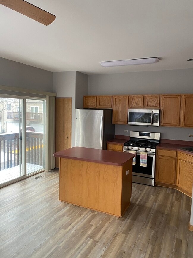 Building Photo - 759 Cherry Creek Dr