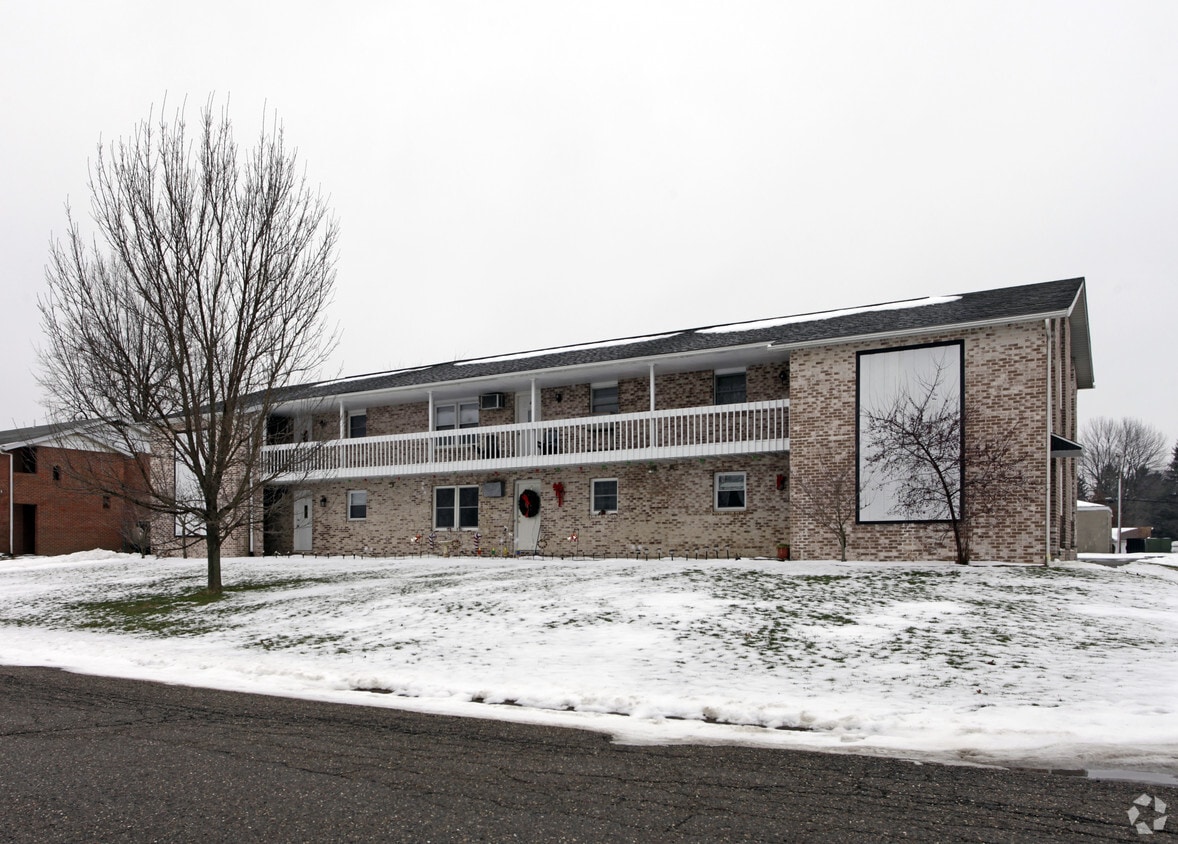 Building Photo - 1295 Fairlawn St