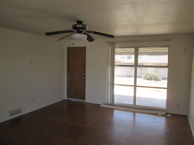 Foto del edificio - Coming Soon In The NE Heights!