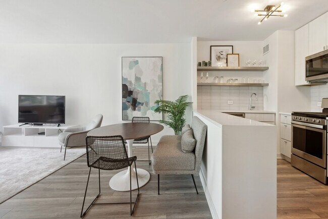 Foto del edificio - 1150 N Lake Shore Dr.