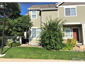Building Photo - 805 Summer Hawk Dr