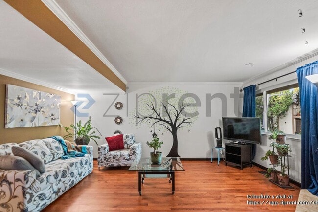 Foto del edificio - 6090 Calle De Amor