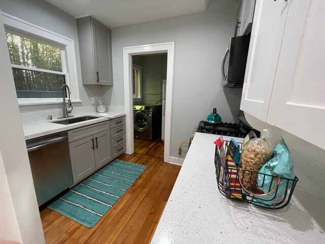 kitchen - 2560 El Molino Ave