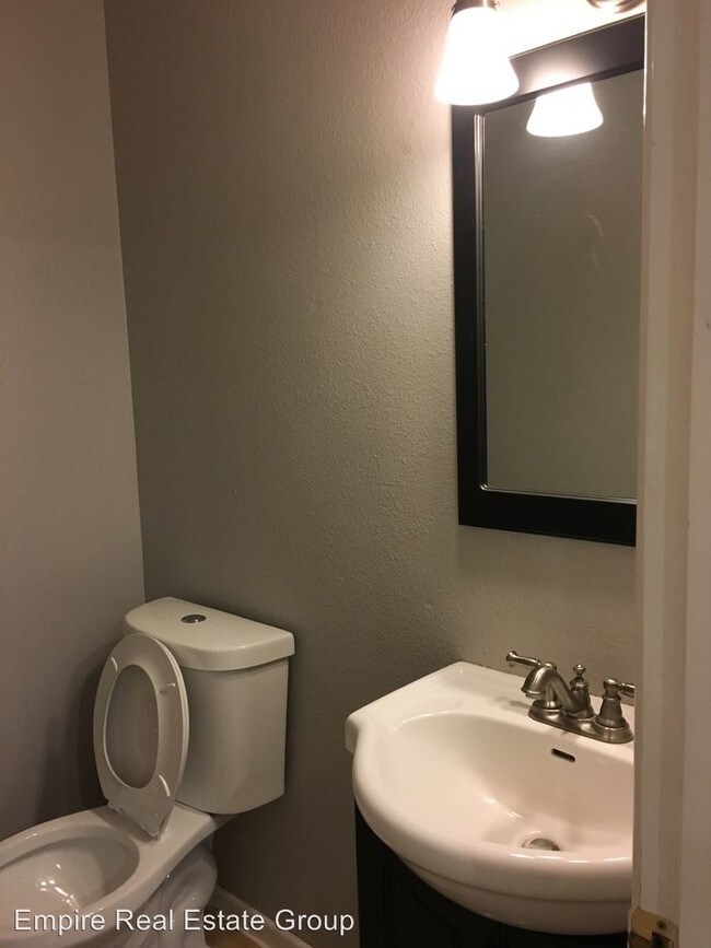 Foto del edificio - 3515 N Central Dr