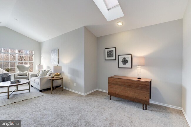 Building Photo - 18500 Boysenberry Dr